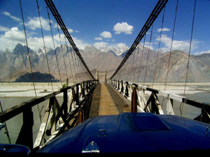 into-the-indus-valley-skardu Into the Indus Valley near Skar